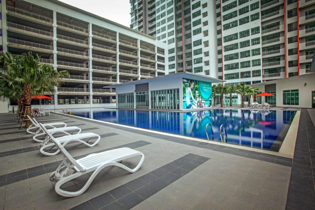 High Floor Studio Austin Regency Mount Austin W Balcony 3 Plus 1Pax 5 Mins Aeon Джохор-Бару Экстерьер фото